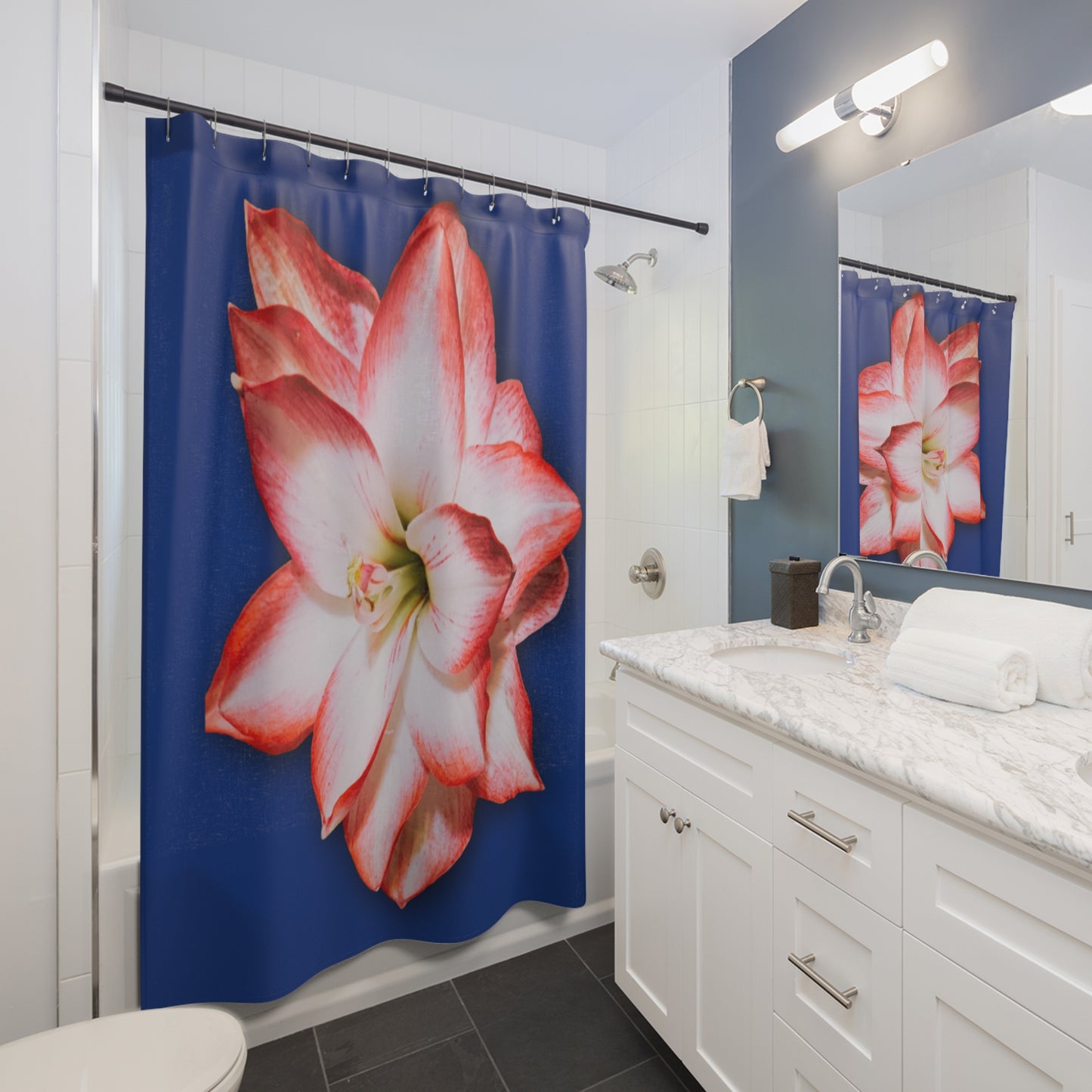 Vibrant Floral Shower Curtain - Elegant Home Decor for Relaxing Bathrooms