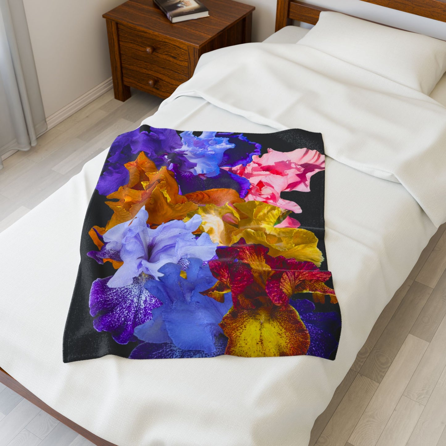 Vibrant Floral Velveteen Plush Blanket - Cozy Comfort for Home Decor
