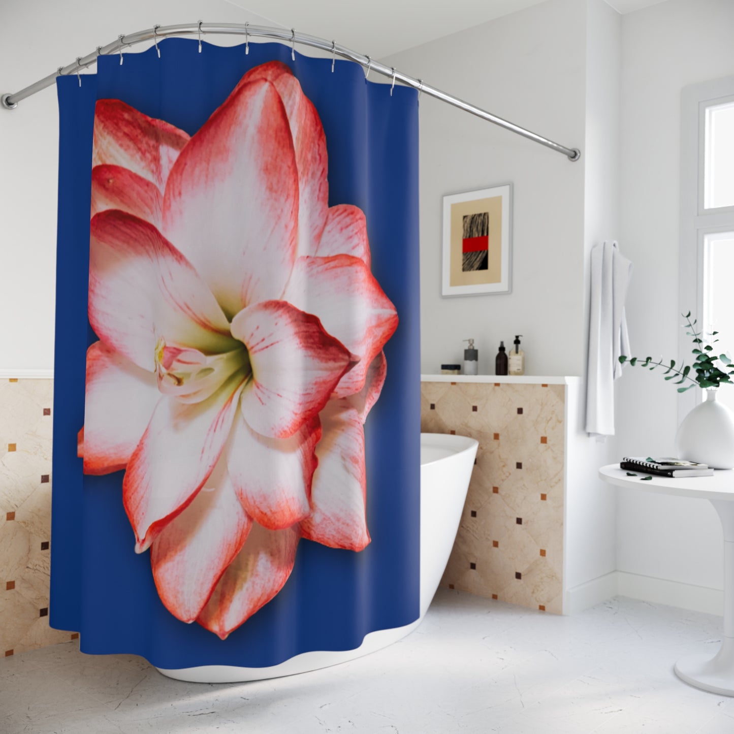 Vibrant Floral Shower Curtain - Elegant Home Decor for Relaxing Bathrooms