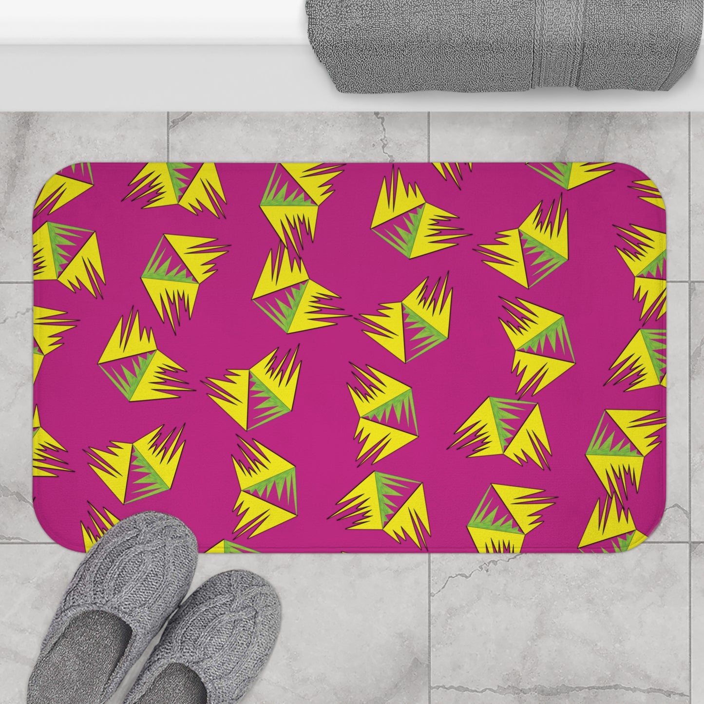 Vibrant Geometric Bath Mat - Colorful Comfort for Your Bathroom