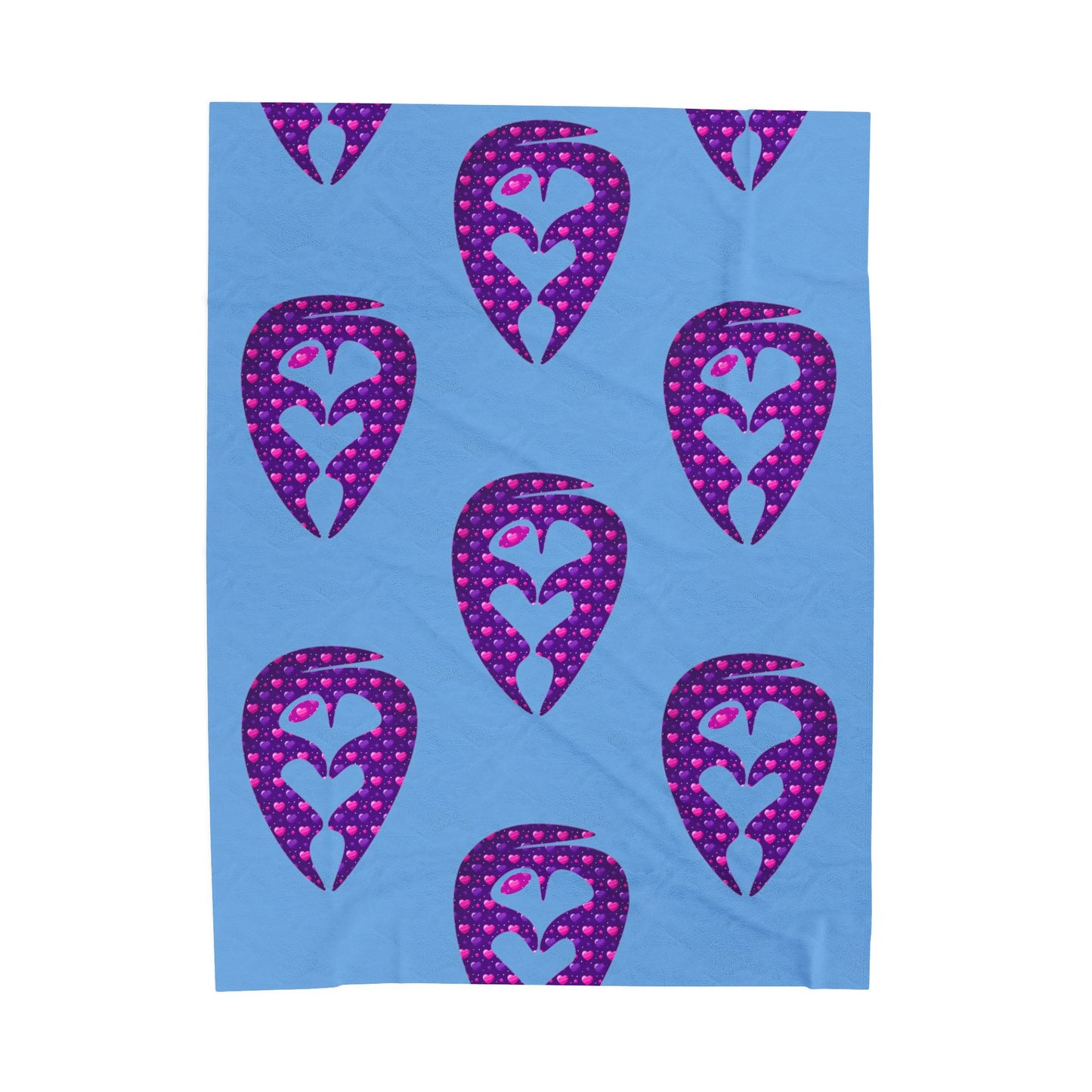 Cozy Velveteen Plush Blanket with Vibrant Heart Design