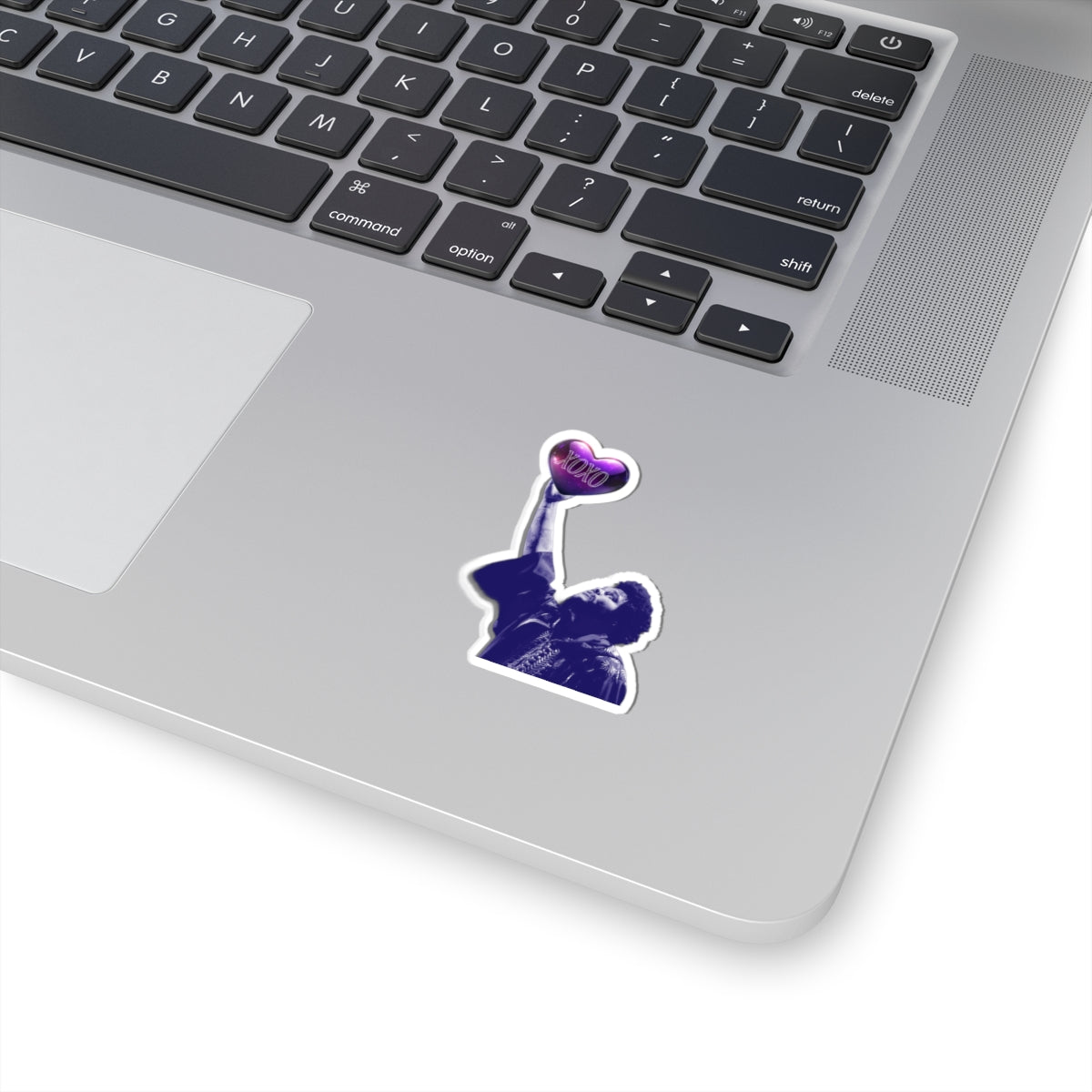 XOXO Heart Kiss-Cut Stickers - Stylish Vinyl Art for Love & Celebration
