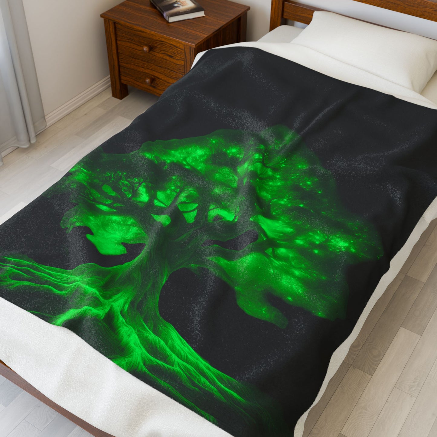 Glow-in-the-Dark Tree Velveteen Plush Blanket - Cozy Home Decor