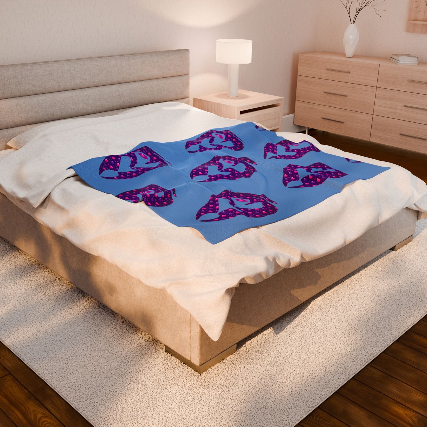 Cozy Velveteen Plush Blanket with Vibrant Heart Design