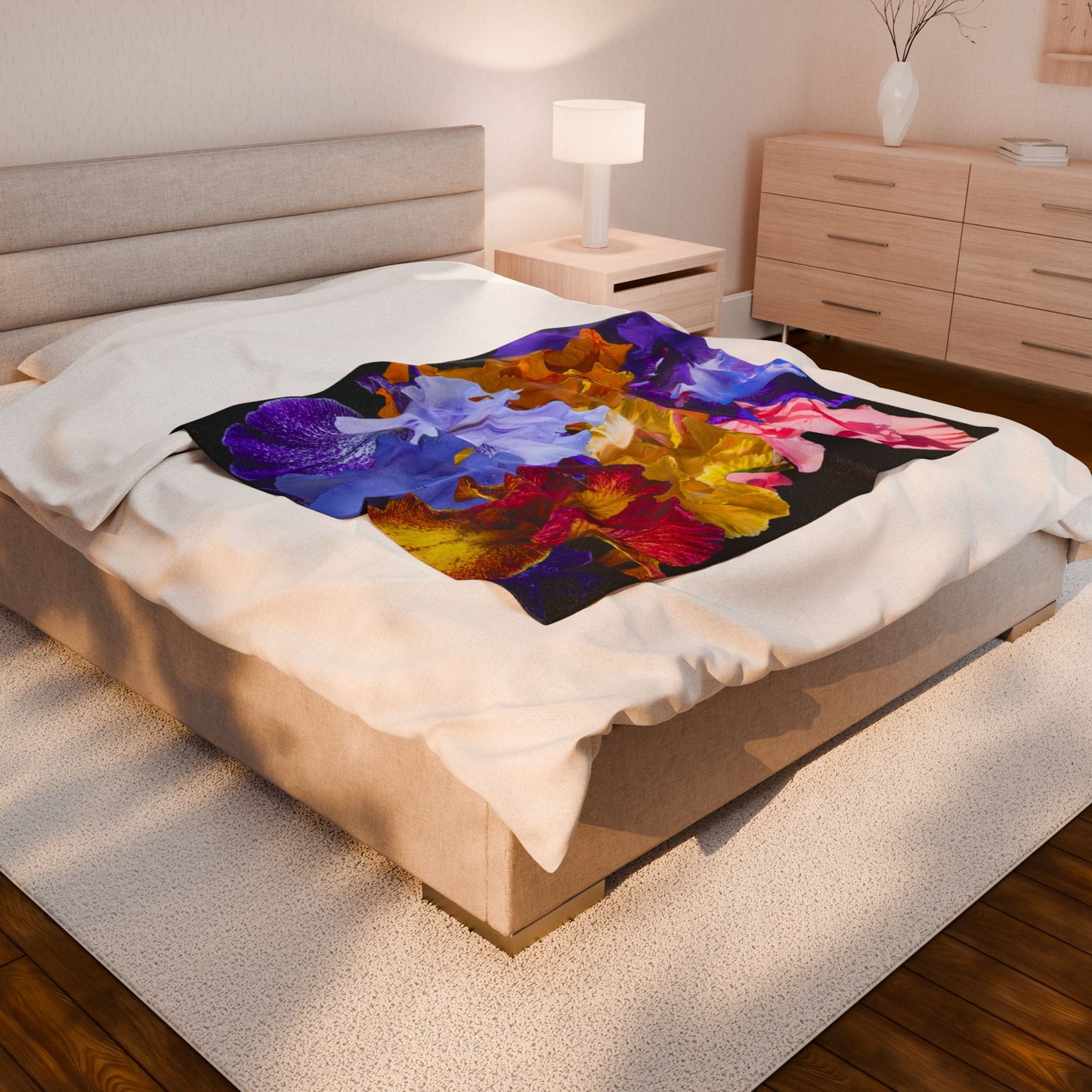 Vibrant Floral Velveteen Plush Blanket - Cozy Comfort for Home Decor